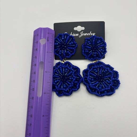NWOT Royal Blue Beaded Dangle Floral Flower Pierced Ears Earrings - Picture 2 of 3